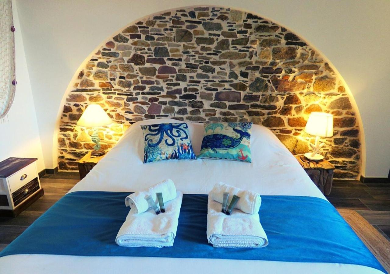 La Synchronicite - Chambres D'Hotes Saint-Sauveur-Villages Exterior foto